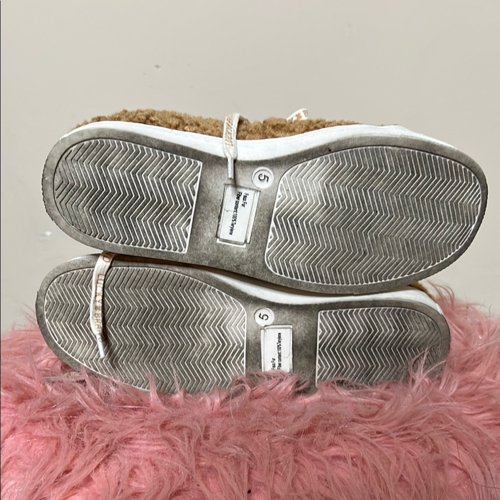 Lucky Brand Teddy Bear Brown and White Sneakers Casual Low-Top - Picture 8 of 13